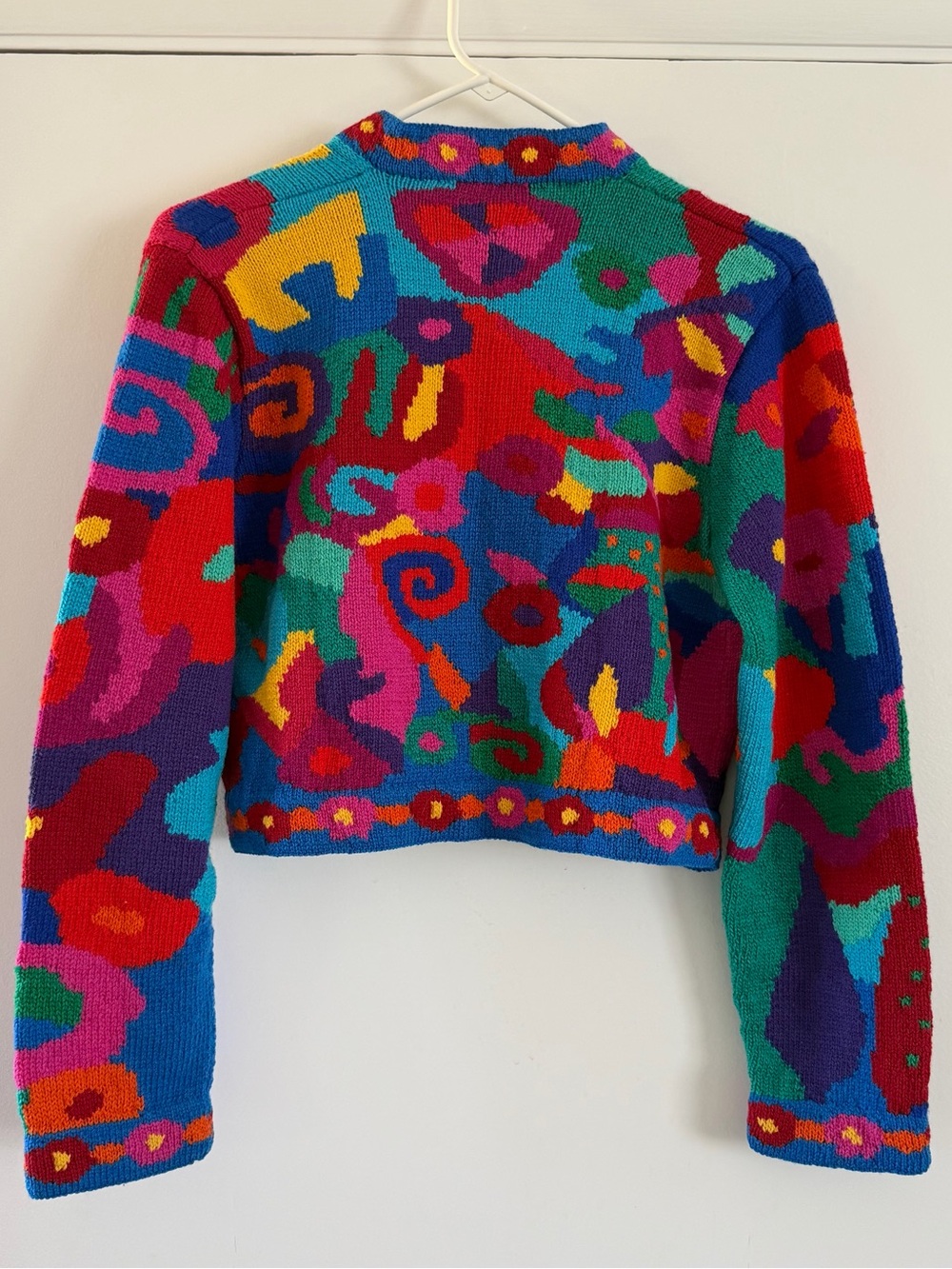 Multicolor Abstract Cropped Cardigan Sweater - Picture 3 of 5